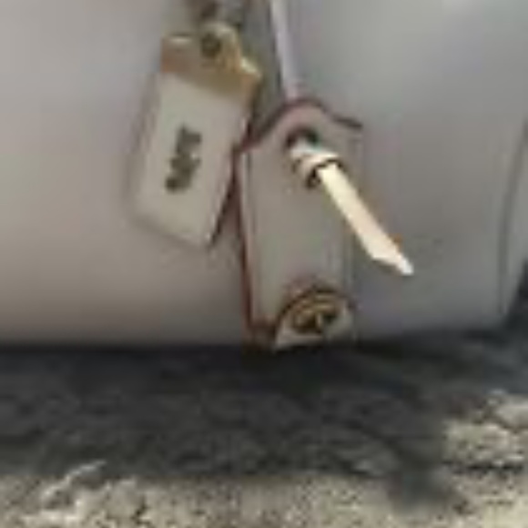 EUC Coach 1941 Rogue Satchel Pebble Leather Chalk/Brass - Picture 9 of 16